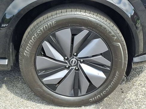 Certified 2023 Nissan Ariya AWD image 9