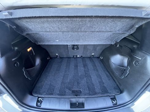 Used 2018 Jeep Renegade Latitude w/ Safety & Security Group image 8