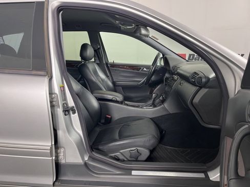 Used 2004 Mercedes-Benz C 240 4MATIC Wagon image 29