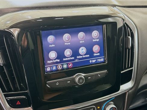 Used 2020 Chevrolet Traverse LT w/ LPO, Cargo Package FWD image 15