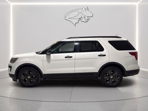 Used 2018 Ford Explorer Sport w/ Equipment Group 401A image 3
