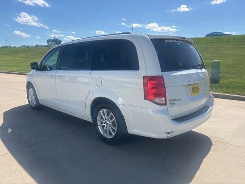Used 2018 Dodge Grand Caravan SXT FWD image 5