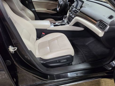 Used 2018 Honda Accord EX-L image 17