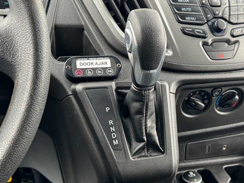 Used 2016 Ford Transit 250 148 Medium Roof RWD image 40