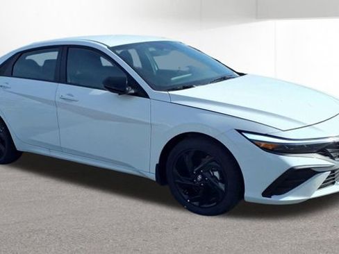 New 2026 Hyundai Elantra Sport FWD image 2