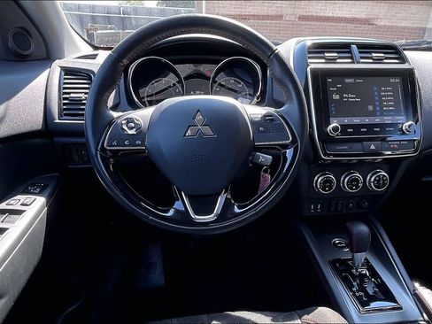 Used 2024 Mitsubishi Outlander Sport LE AWD/4WD image 5