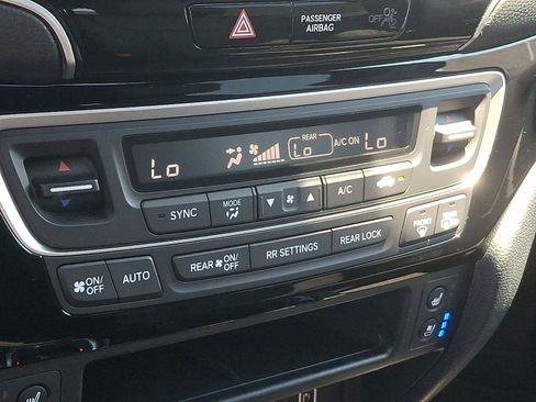 Used 2023 Honda Passport Elite image 17