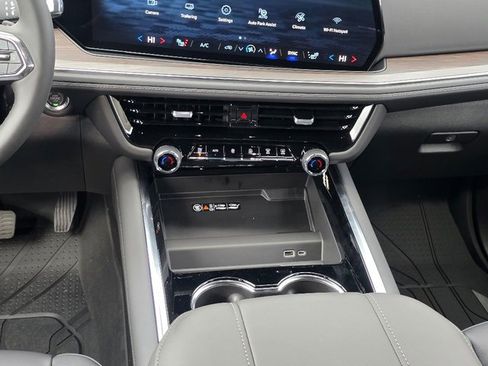 New 2026 Chevrolet Suburban LT w/ Comfort Package image 12