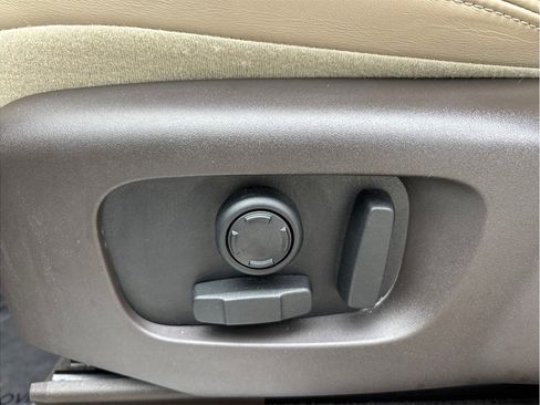 Used 2021 Land Rover Range Rover Sport HSE Silver Edition image 20