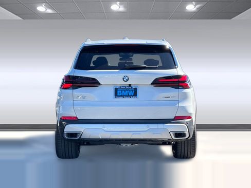 Used 2026 BMW X5 xDrive40i AWD/4WD image 9