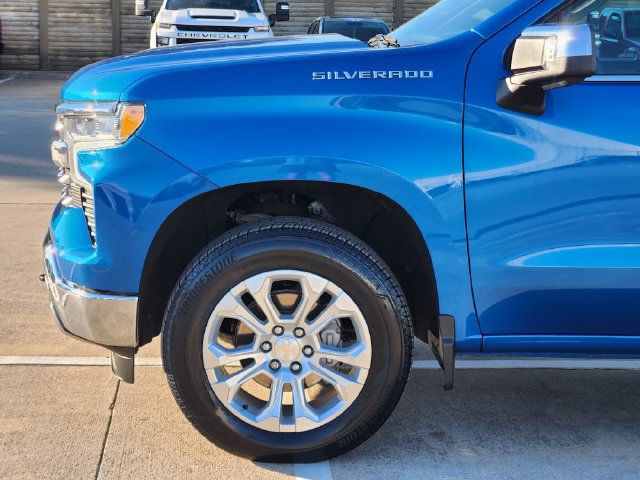 Used 2024 Chevrolet Silverado 1500 LTZ AWD/4WD image 14