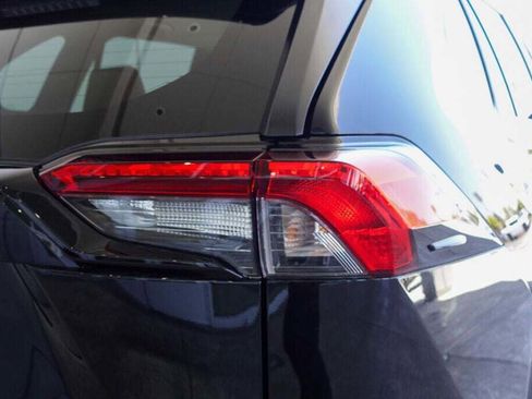 New 2025 Toyota RAV4 LE image 5