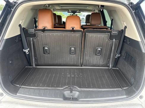 Used 2023 Nissan Pathfinder Platinum w/ Cargo Package AWD/4WD image 30