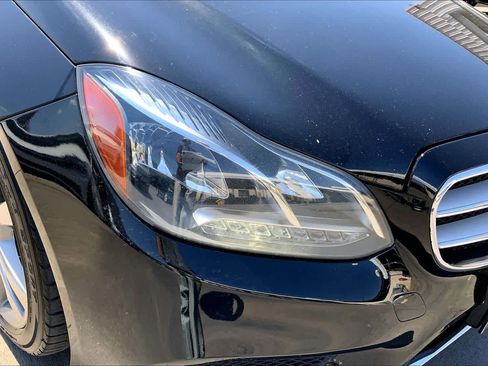 Used 2014 Mercedes-Benz E 350 4MATIC Sedan image 27