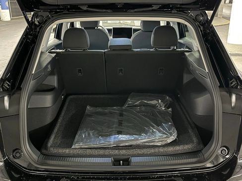 New 2026 Volkswagen Tiguan S image 37