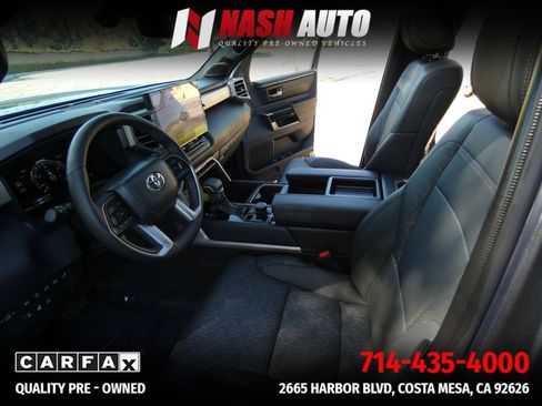 Used 2025 Toyota Tundra Limited AWD/4WD image 60