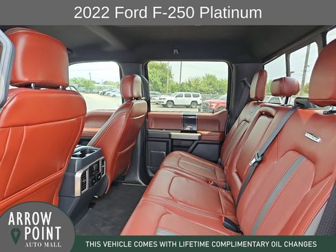 Used 2022 Ford F250 Platinum w/ FX4 Off-Road Package AWD/4WD image 18