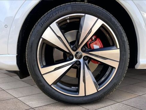 New 2025 Audi SQ5 Premium Plus image 11