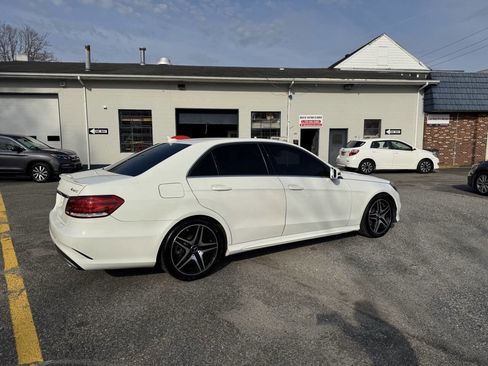 Used 2014 Mercedes-Benz E 350 4MATIC Sedan image 8