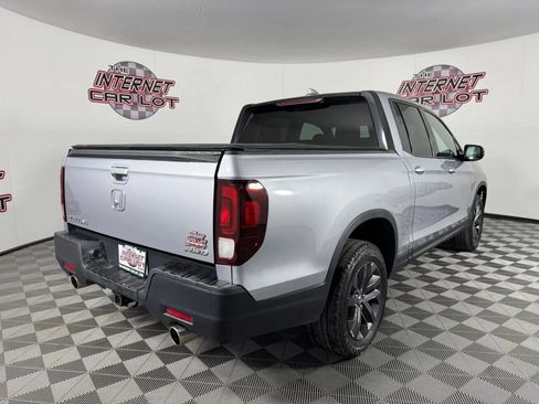 Used 2023 Honda Ridgeline Sport image 7