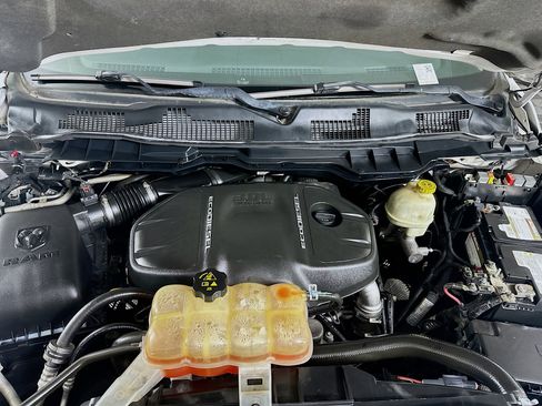 Used 2015 RAM 1500 Lone Star image 31