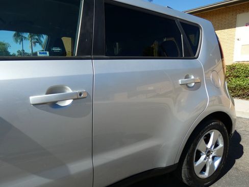 Used 2018 Kia Soul image 15