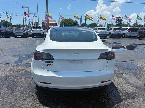 Used 2020 Tesla Model 3 RWD image 4