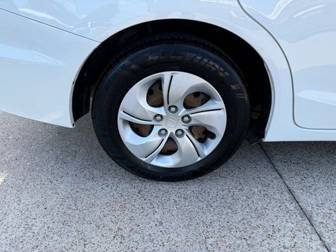 Used 2013 Honda Civic LX image 11