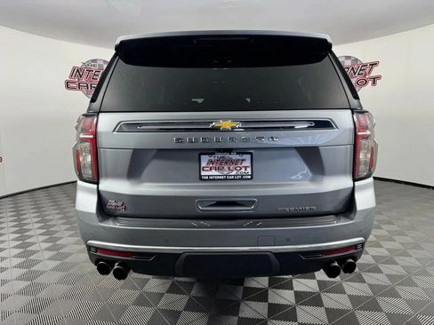 Used 2024 Chevrolet Suburban Premier AWD/4WD image 6