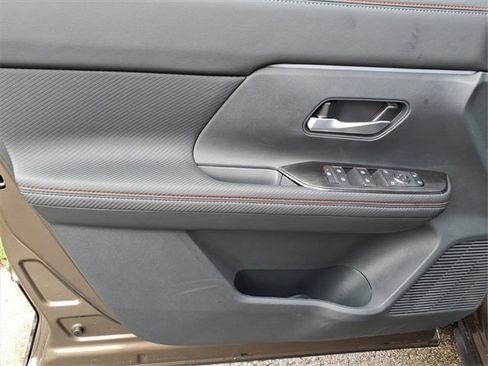 New 2026 Nissan Kicks SR w/ SR Premium Package image 6