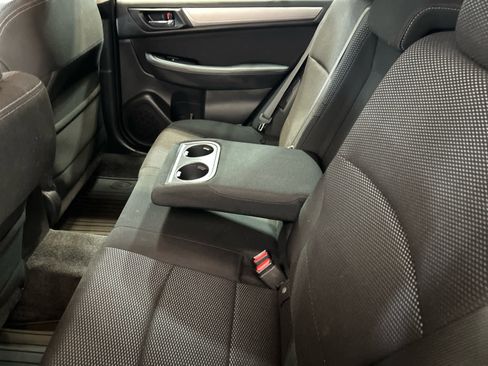Used 2015 Subaru Outback 2.5i Premium AWD/4WD image 5