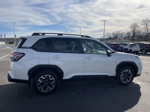 New 2026 Subaru Forester Premium w/ Base/Premium Package AWD/4WD image 8