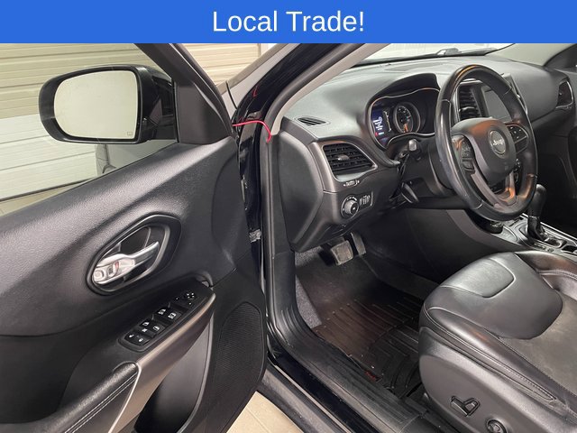 Used 2019 Jeep Cherokee Latitude Plus AWD/4WD image 10