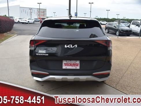 Used 2024 Kia Sportage EX FWD image 8