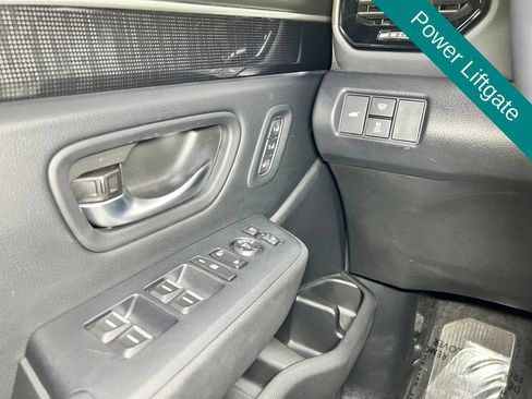 Used 2025 Honda Pilot Elite image 13