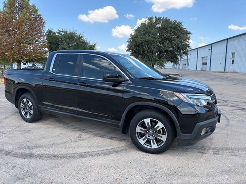 Used 2017 Honda Ridgeline RTL image 3