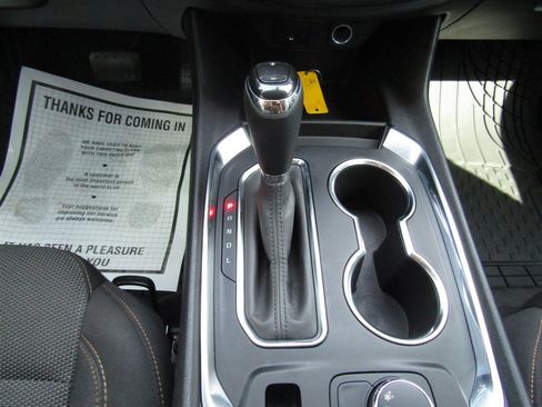 Used 2020 Chevrolet Traverse LS w/ LPO, Blackout Package FWD image 27