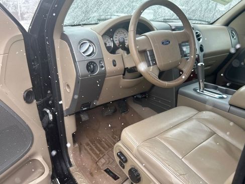 Used 2006 Ford F150 XLT AWD/4WD image 2