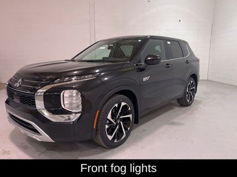 New 2025 Mitsubishi Outlander SE image 7