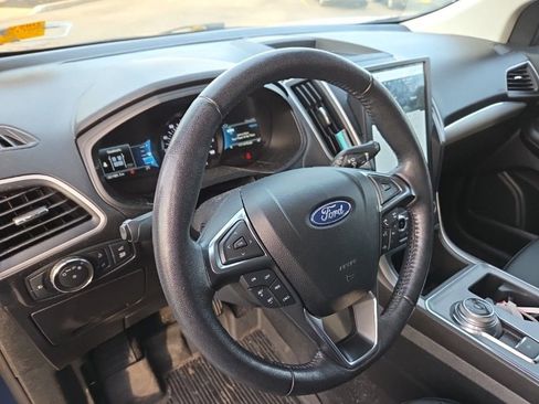 Used 2022 Ford Edge SEL w/ Convenience Package AWD/4WD image 16