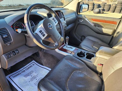Used 2012 Nissan Pathfinder LE image 8