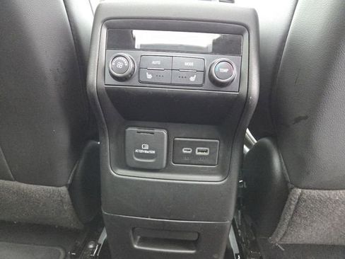 Used 2023 GMC Acadia Denali w/ Denali Ultimate Package image 19