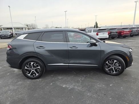 Used 2024 Kia Sportage EX AWD/4WD image 18