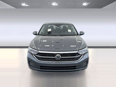 Used 2023 Volkswagen Jetta SE FWD image 6