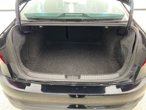 Used 2024 Volkswagen Jetta SE image 7