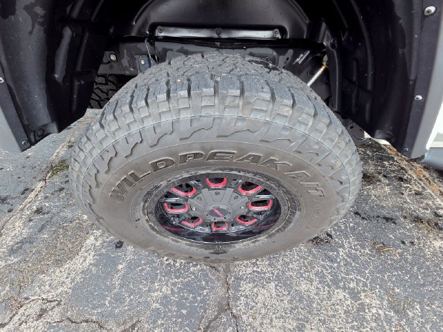 Used 2022 Jeep Gladiator Rubicon w/ Cold Weather Group AWD/4WD image 31