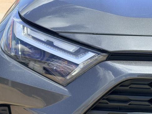 Used 2023 Toyota RAV4 LE FWD image 4