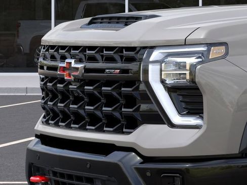 New 2026 Chevrolet Silverado 2500 ZR2 AWD/4WD image 13