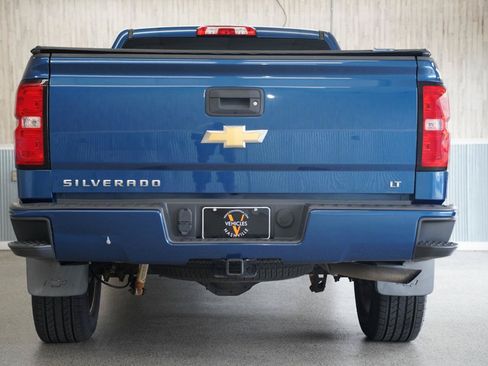 Used 2018 Chevrolet Silverado 1500 LT w/ All Star Edition AWD/4WD image 9