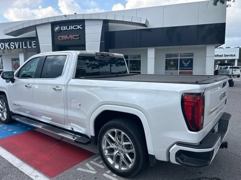 Used 2023 GMC Sierra 1500 Denali w/ Technology Package AWD/4WD image 1